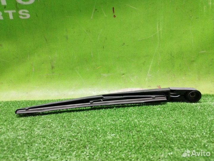 Дворник задней двери toyota caldina AZT246 1azfse 2006 Задн