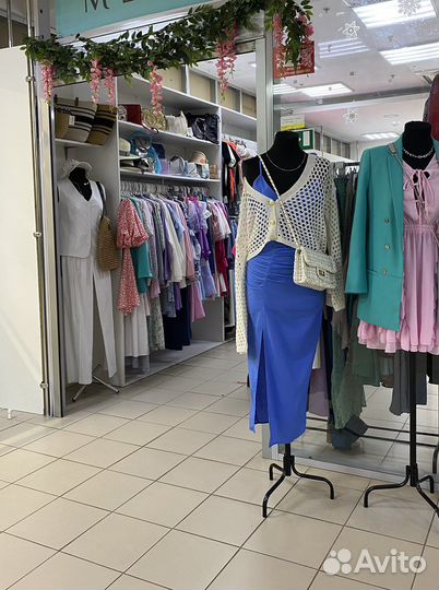 Шоурум женской одежды в центре города