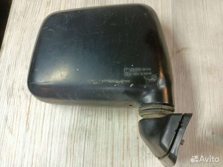 Зеркало правое Isuzu Rodeo