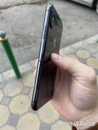 iPhone Xs, 256 ГБ