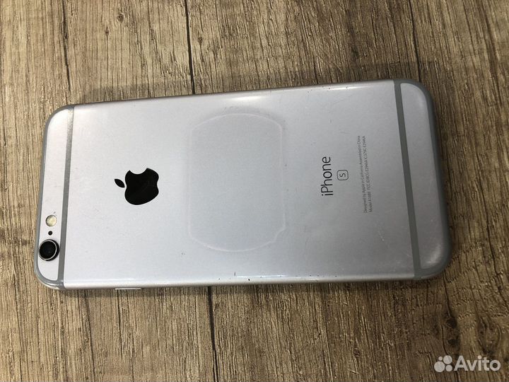 iPhone 6S, 64 ГБ