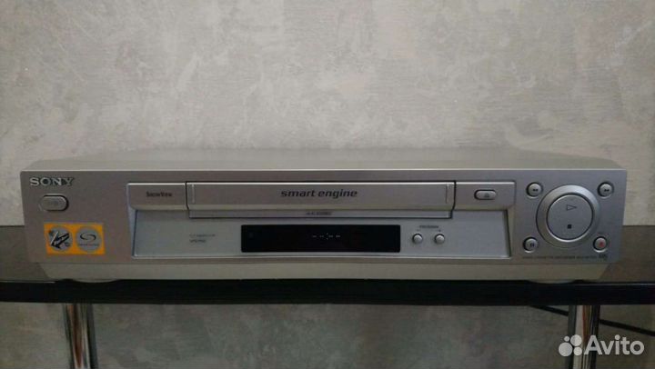 Видеомагнитофон Soni stereo Hi-Fi