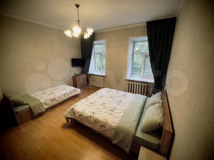 2-к. квартира, 60 м², 1/2 эт.