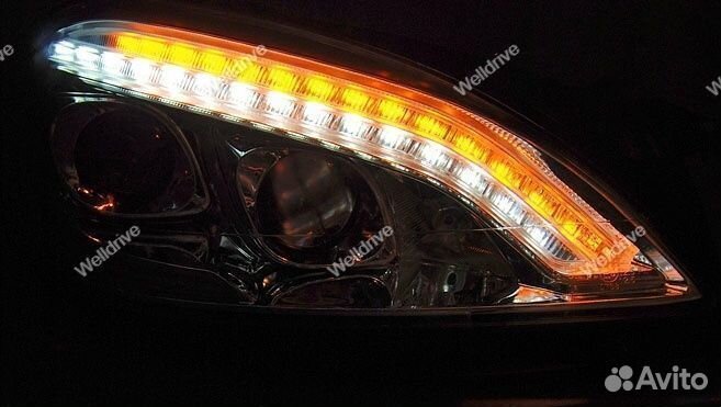 Фары Mercedes W221 05-09 ксенон с дхо черные