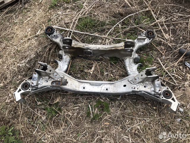 Infiniti fx35 fx45 подрамник задний