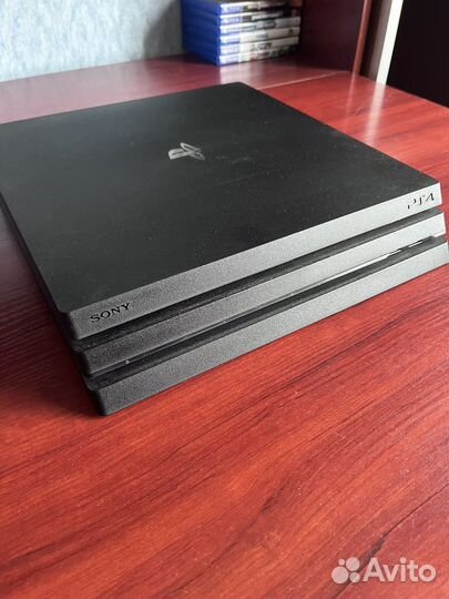 Sony playstation 4 PS4 pro 1tb
