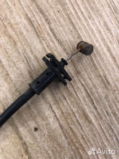 Трос замка двери задний Ford Focus 2 хетчбек 1.6