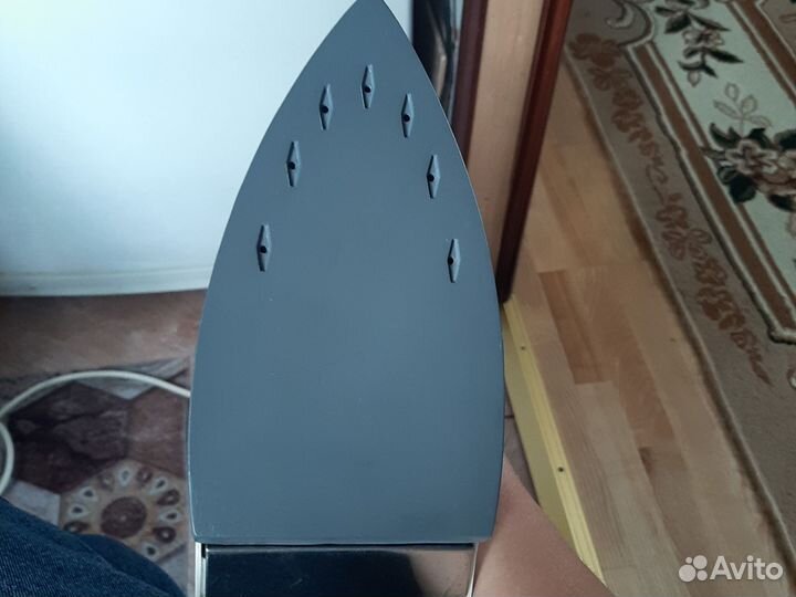 Утюг с парогенератором новый