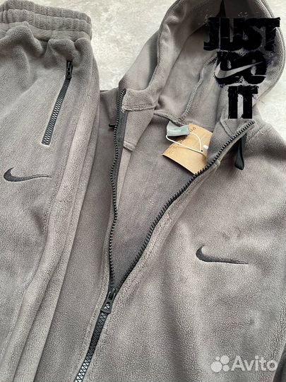 Мужской спортивный костюм Nike