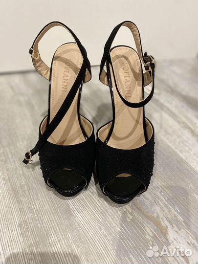 Туфли со стразами 36