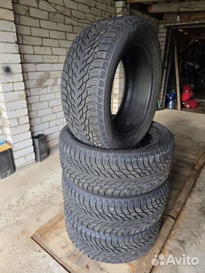 Nokian Tyres Hakkapeliitta R3 SUV 275/50 R20