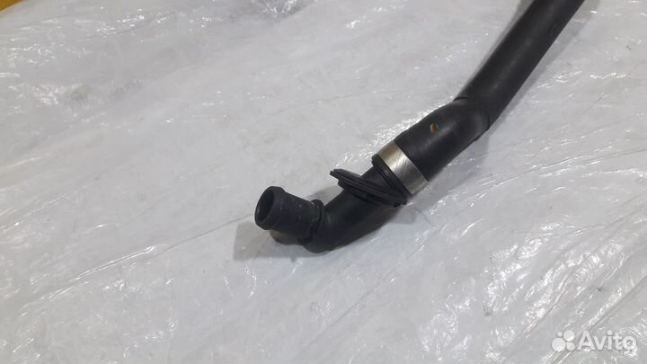 Патрубок системы отопителя Mercedes W211