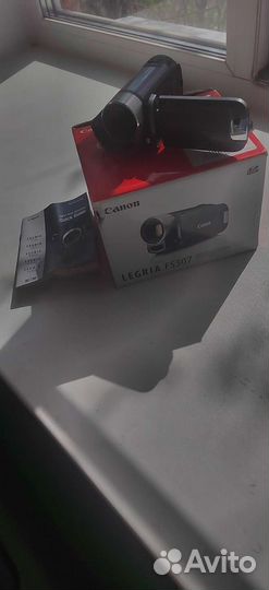 Видеокамера canon legria