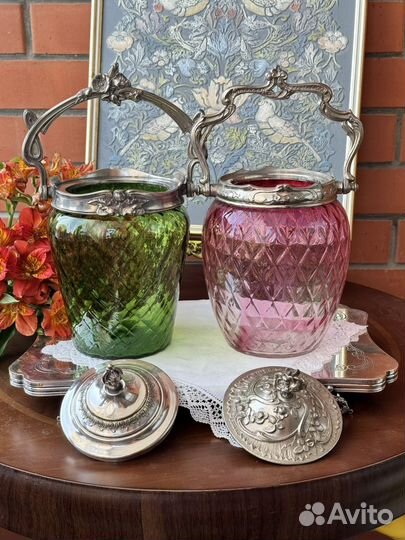 Антикварная бисквитница Франция