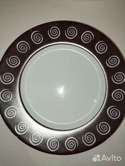 Тарелки 6 штук в хорошем состоянии