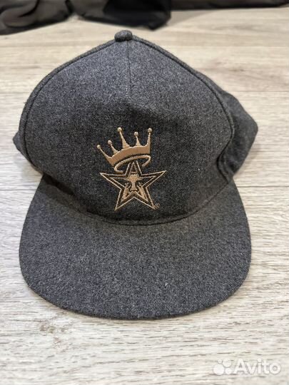 Кепка obey шерстяная