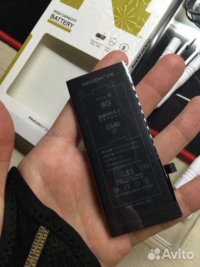 Аккумулятор на iPhone 8 новый