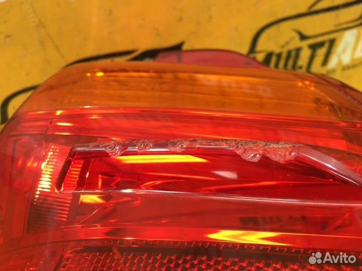 Фонарь задний правый Toyota Land Cruiser 200