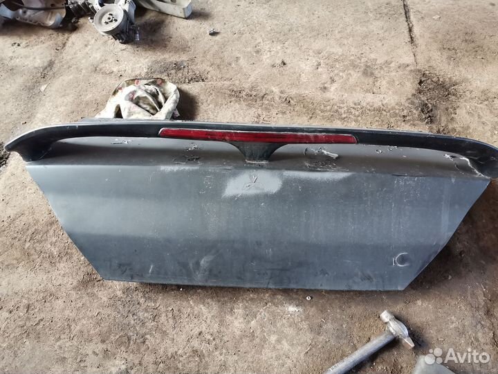 Крышка багажника Mitsubishi Lancer 9 IX