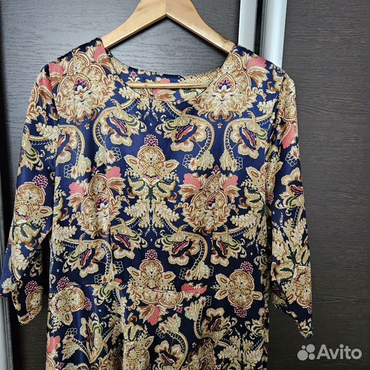 Вечернее атласное платье в пол