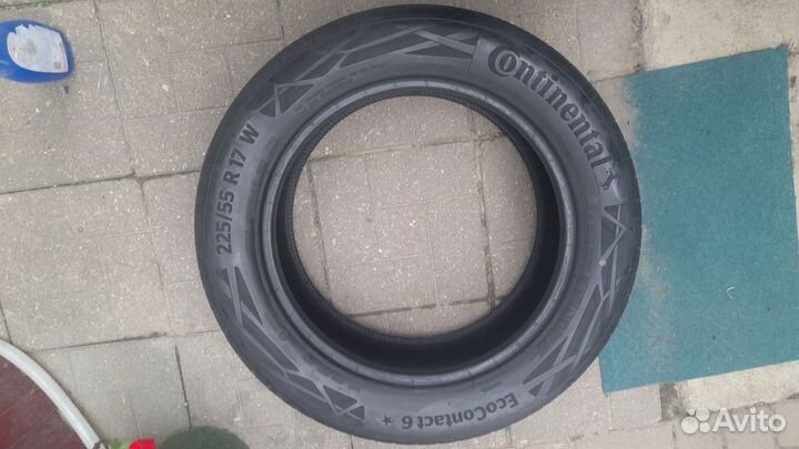 Continental Conti.eContact 225/55 R17