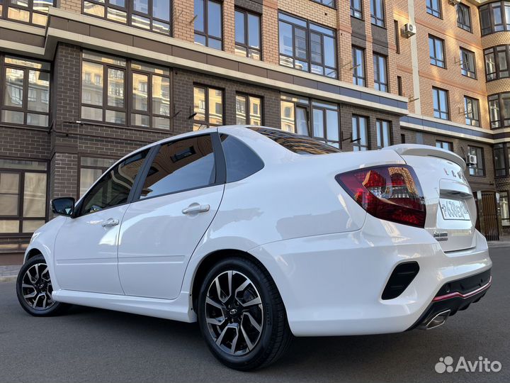 LADA Granta 1.6 МТ, 2024, 2 750 км