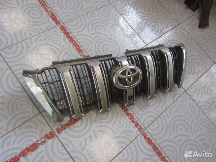 Решетка бампера Toyota Land Cruiser Prado 150 Рест