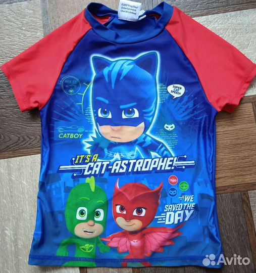 Футболка для плавания