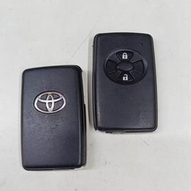 Оригинальный смарт ключ Toyota Ractis с записью