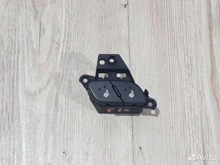 Кнопка подогрева сиденья Kia picanto 2