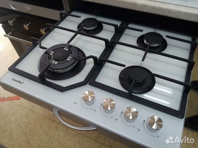 Поверхность газовая comfee cgh610gw новая