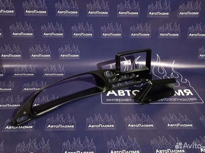 Оригинальная рамка мультимедиа для Niva Chevrolet