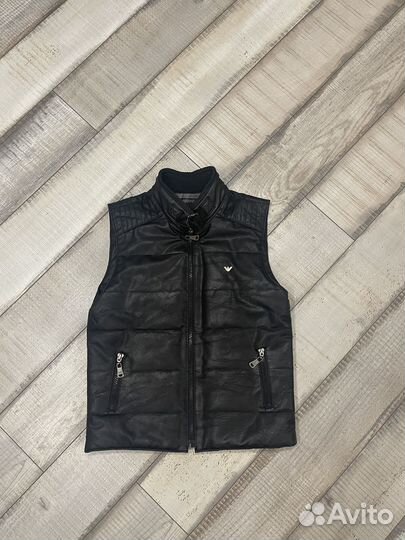 Жилет Armani