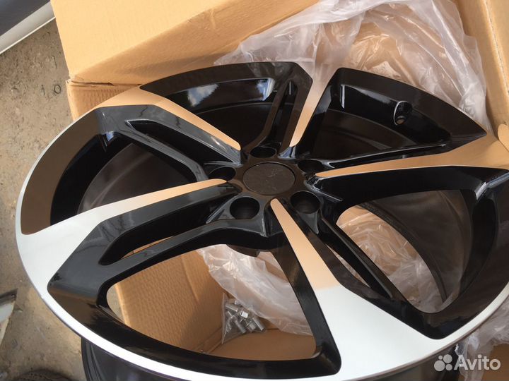 Диски на Audi A4 A5 A6 A7 A8 Q7 R19