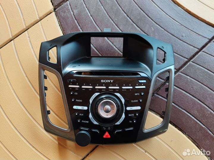 Sony на ford focus 3
