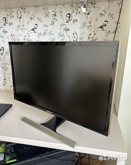 Монитор 28