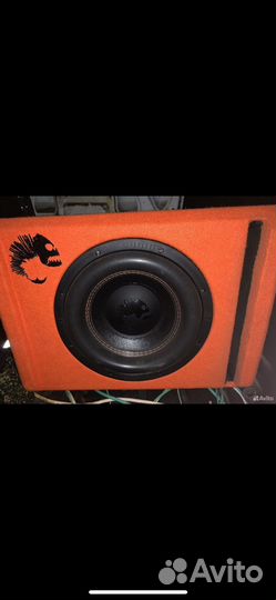 Активный сабвуфер
