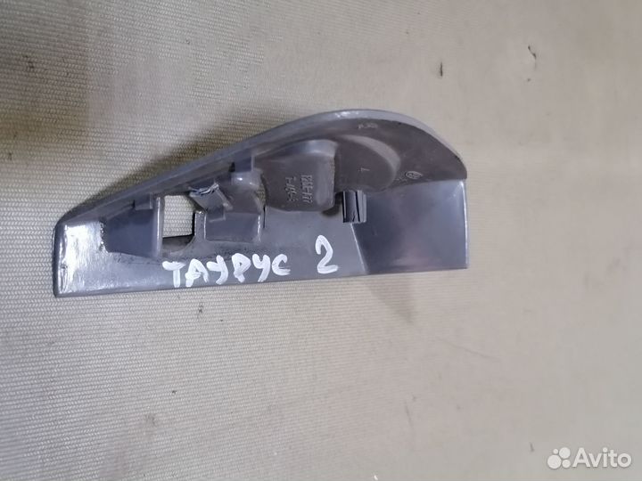 Дефлектор воздуховода торпеды Ford Taurus 2 1995