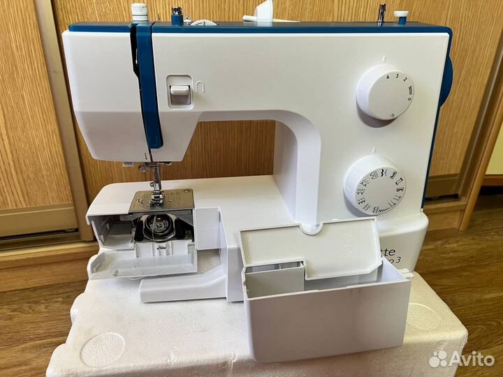 Швейная машина Bernina Bernette Sew&Go 3 как новая
