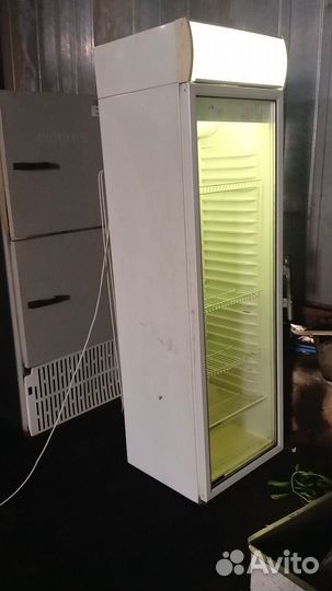 Холодильный шкаф двухдверный бу