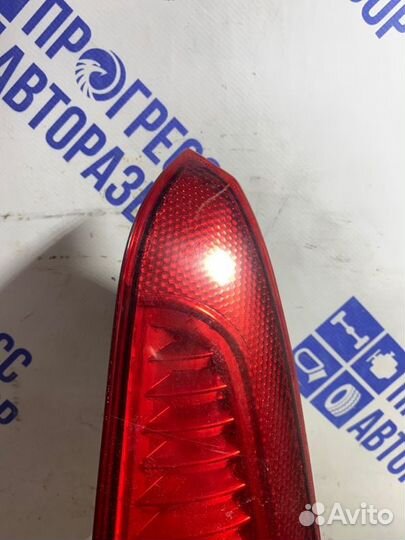 Фонарь задний правый Ford Fusion хэтчбек 1.4 fxja
