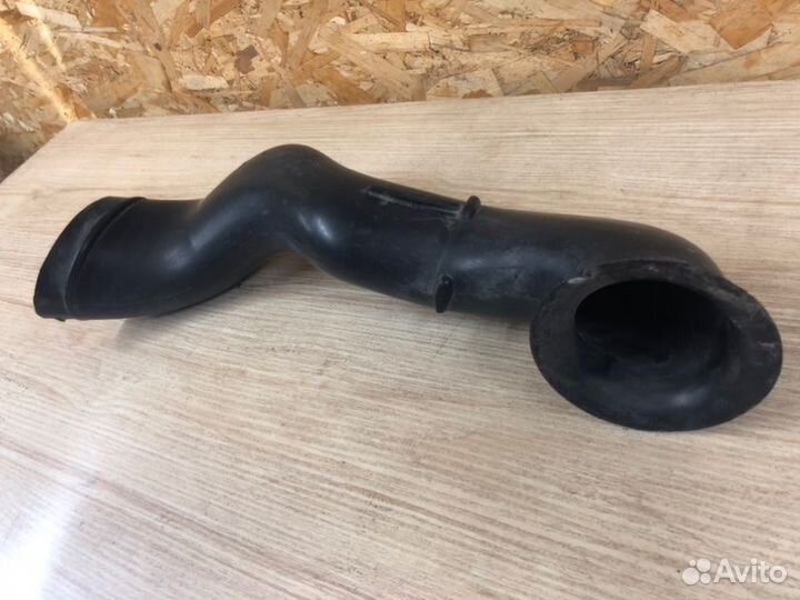 Воздухозаборник правый Porsche Cayenne 958