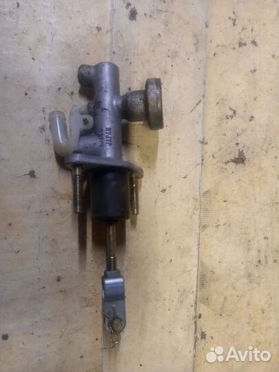 Nissan almera n16 главный цилиндр сцепления