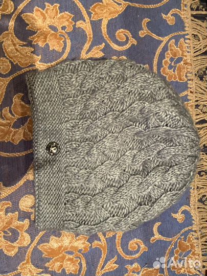 Шапка и берет зимний вязанный женский