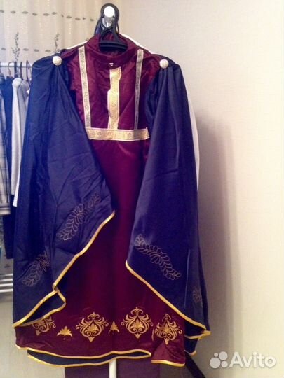 Новогодние, карнавальные, театральные костюмы