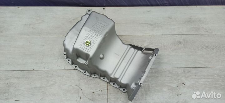 Поддон картера двигателя Renault sandero