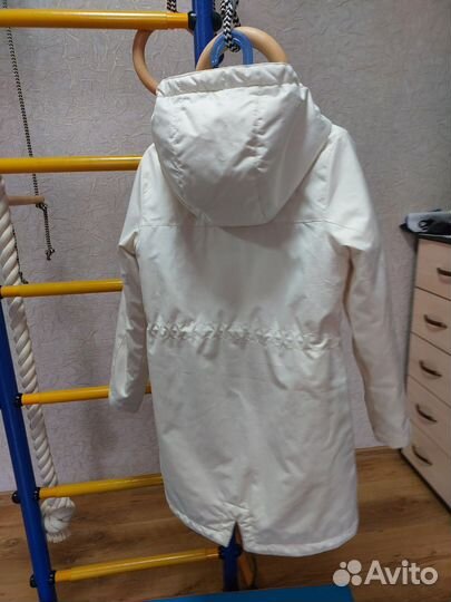 Куртка на девочку демисезонная