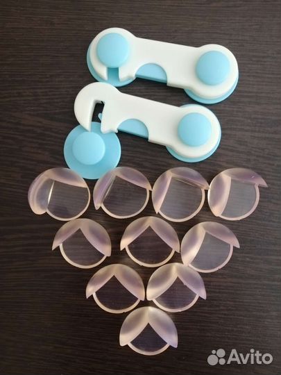 Уголки и замки для безопасности детей