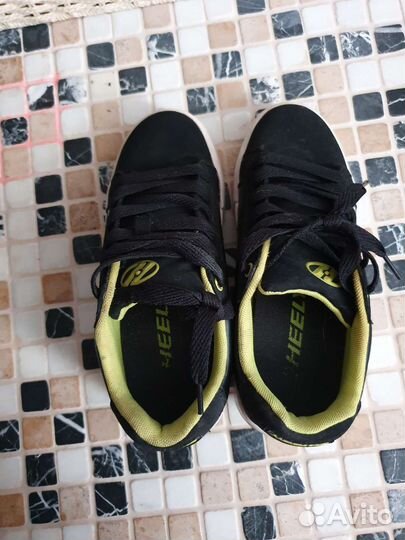 Кроссовки детские eu35