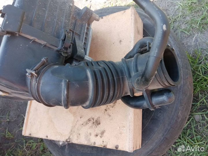 Патрубок воздушного фильтра Kia Rio 2 1.4 16V G4EE